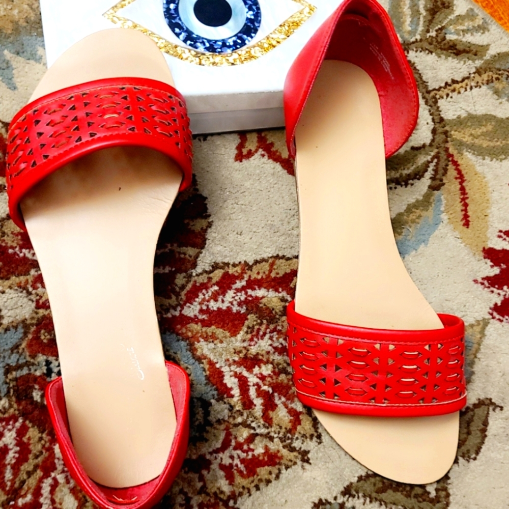 Red Flats, NWOT, S8.5